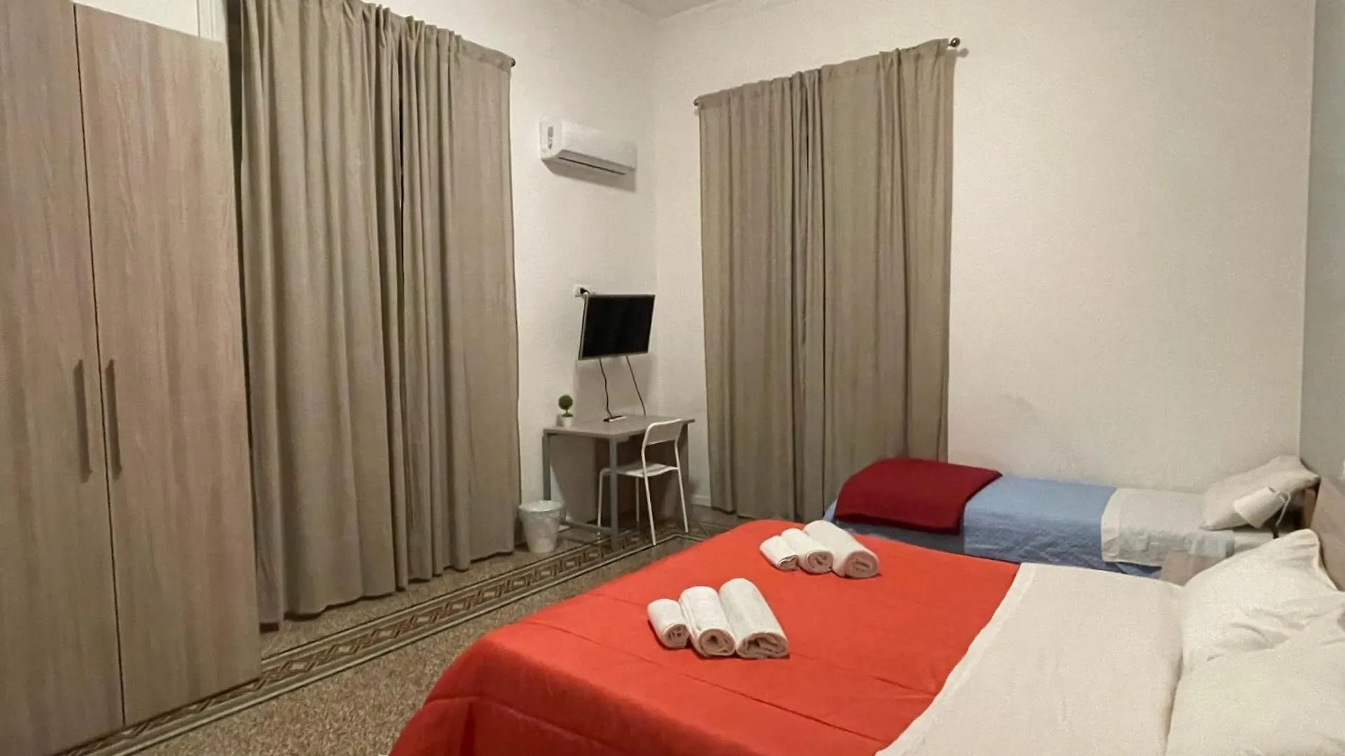 ** Vendégház 100 Passi Al Massimo Hotel Palermo Olaszország